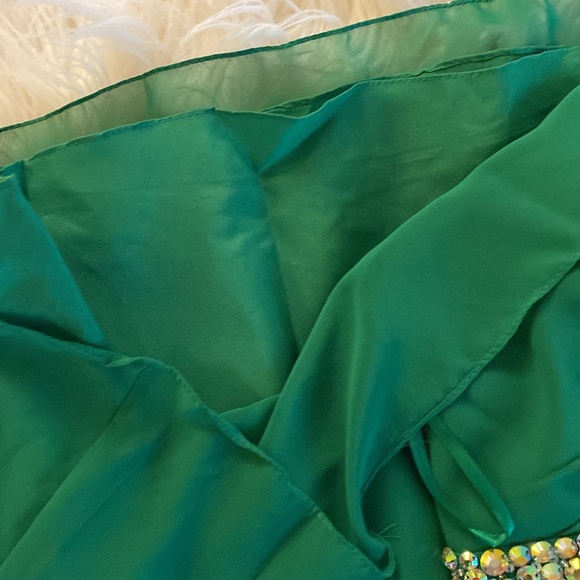 NEW MAY QUEEN qouture jeweled formal dress - Picture 16 of 16